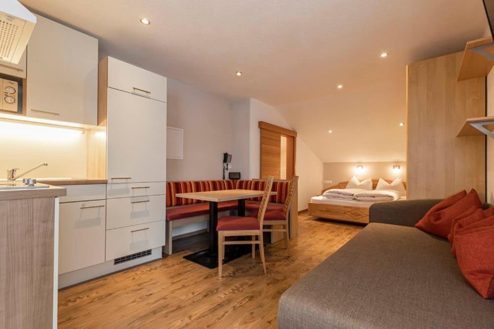 Apartment Edelweiss Inklusive Sommer Bergbahnticket Ladis